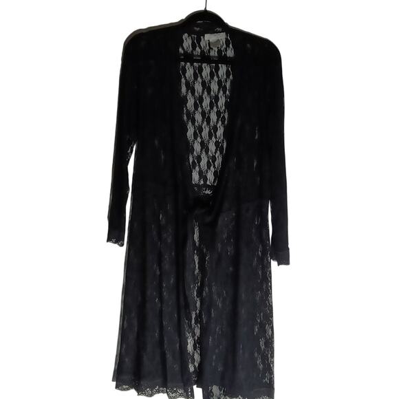 Papillon Blanc Tops - Papillon Blanc Black Long-Sleeve Lace Open/Tie Front Duster - L